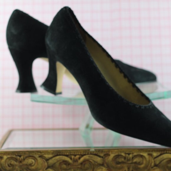 Davids Black Suede Pumps - Picture 7 of 16
